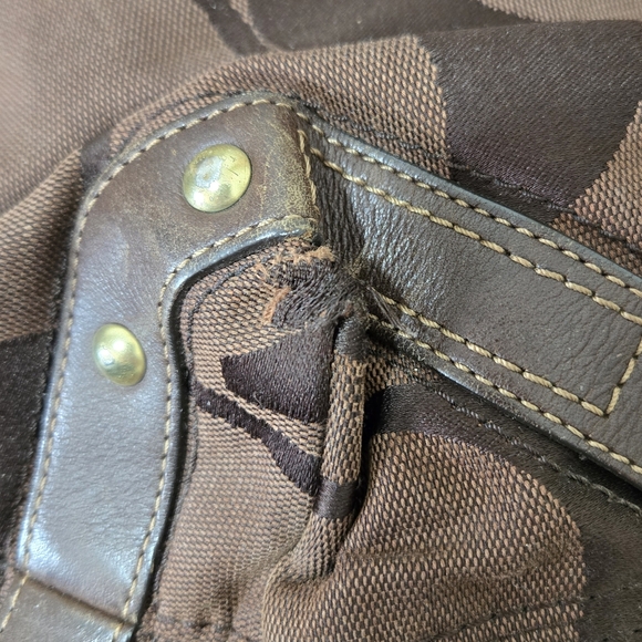 BROWN COACH CARLY CLOTH BAG 🤎 - Picture 10 of 16